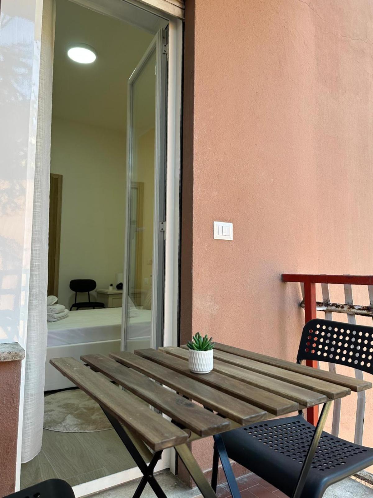 The Roman Guesthouse Luaran gambar