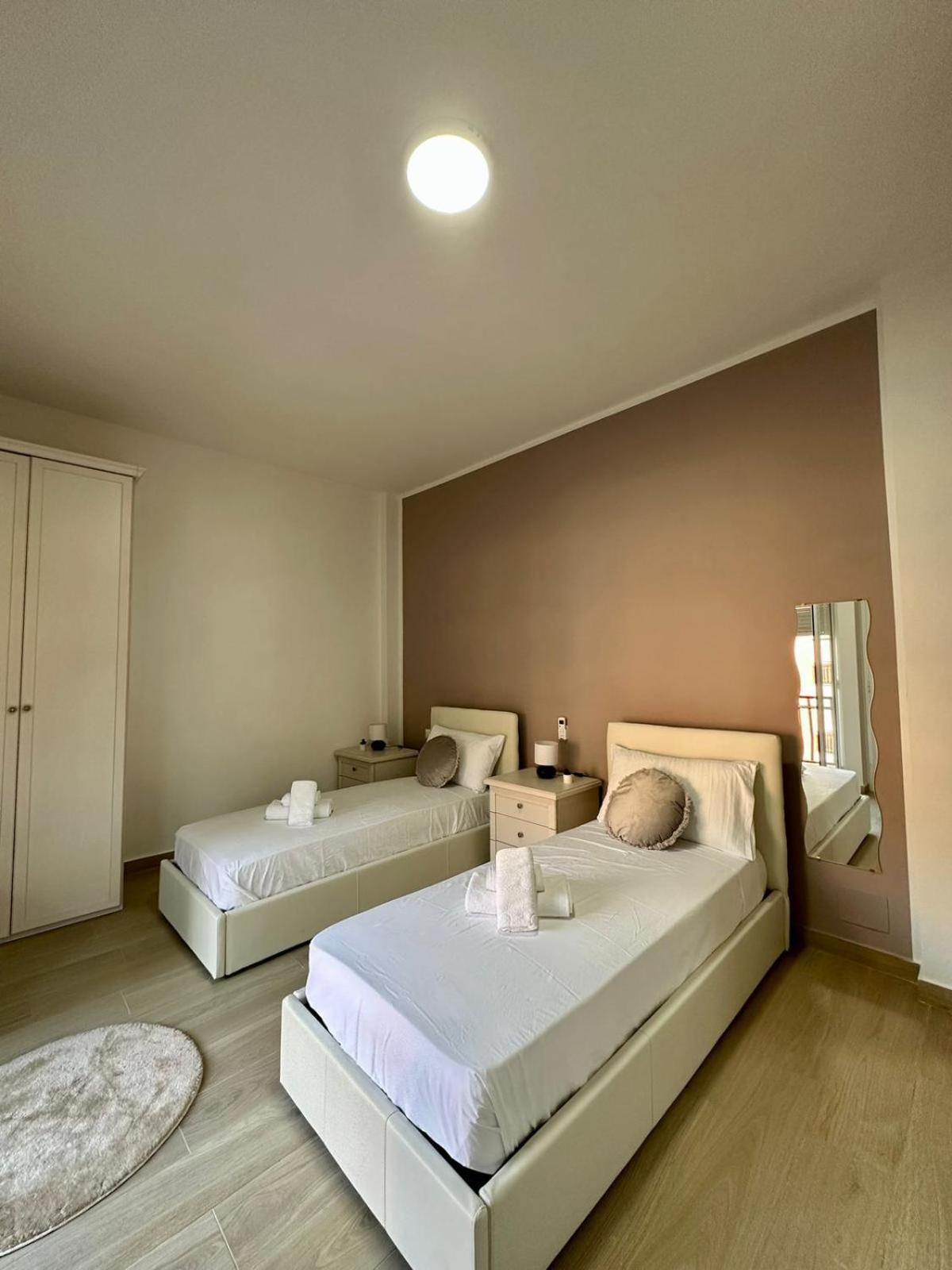 The Roman Guesthouse Luaran gambar